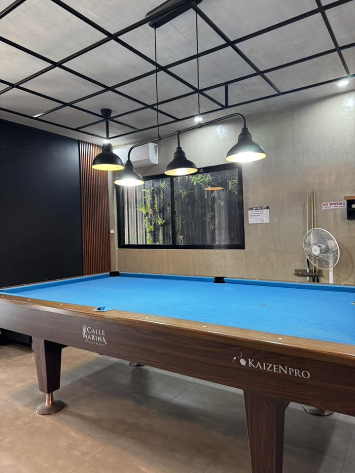 billiard